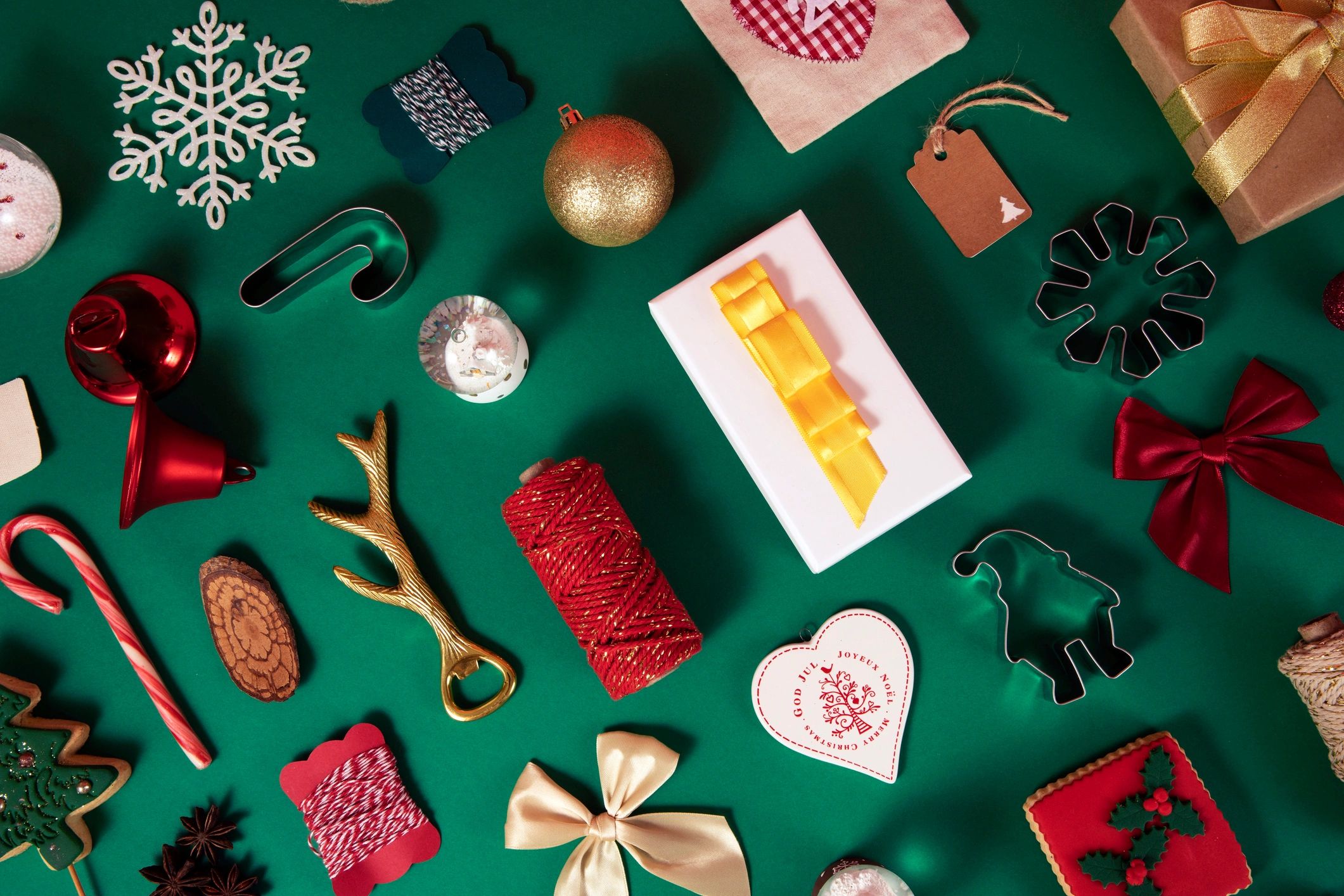 Decorative flat lay image for customer testimonial section